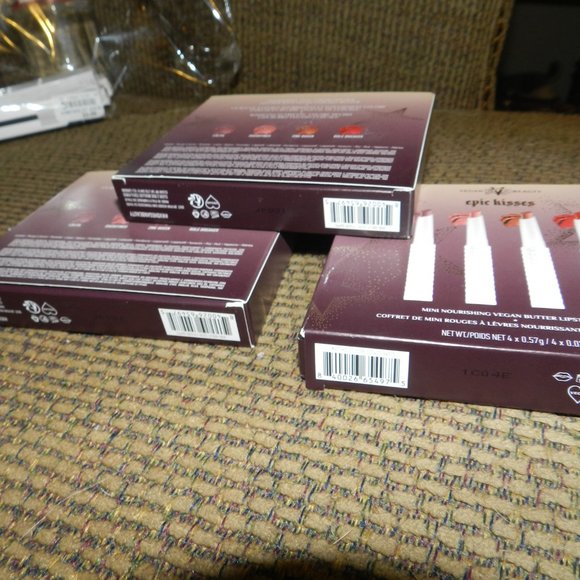 🆕💥💄KVD BEAUTY Epic Kisses Limited Edition Nourishing💄 Lipstick 4Pc Se - Picture 8 of 15